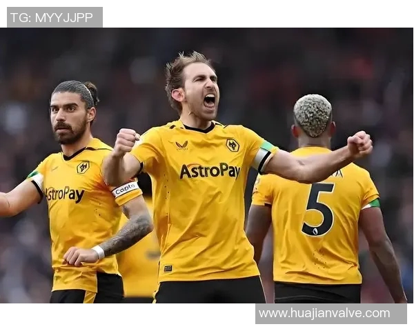 震撼比分!全球顶级足球赛事精彩回顾与分析:你错过了哪些激烈对决